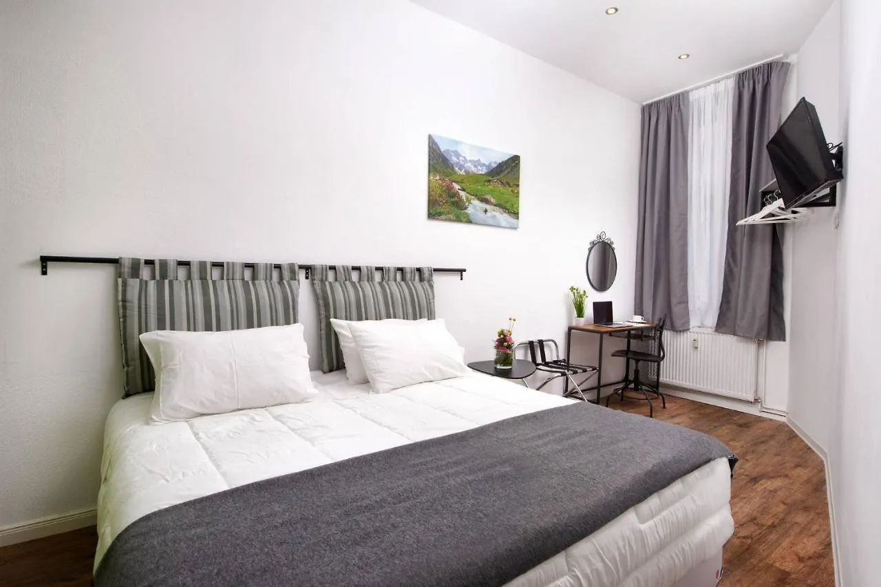 Hotelroom In Berlin N7 Prenzlauer Berg Neu Alemania